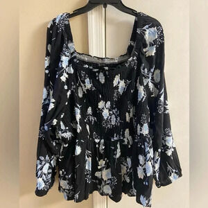 Torrid blouse smocked bodice long sleeve black in floral‎ print 5X NWT $59